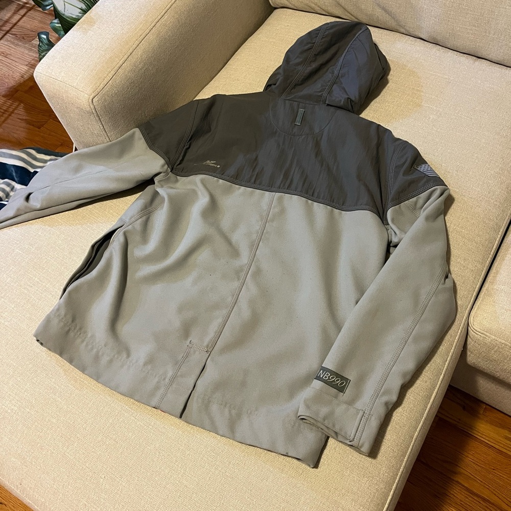 New Balance NB990 Jacket with Hood - Picture 2 of 7
